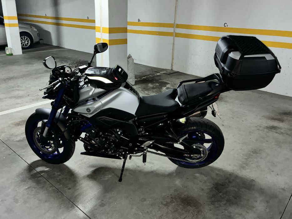 Yamaha Fz8 poucos Km’s