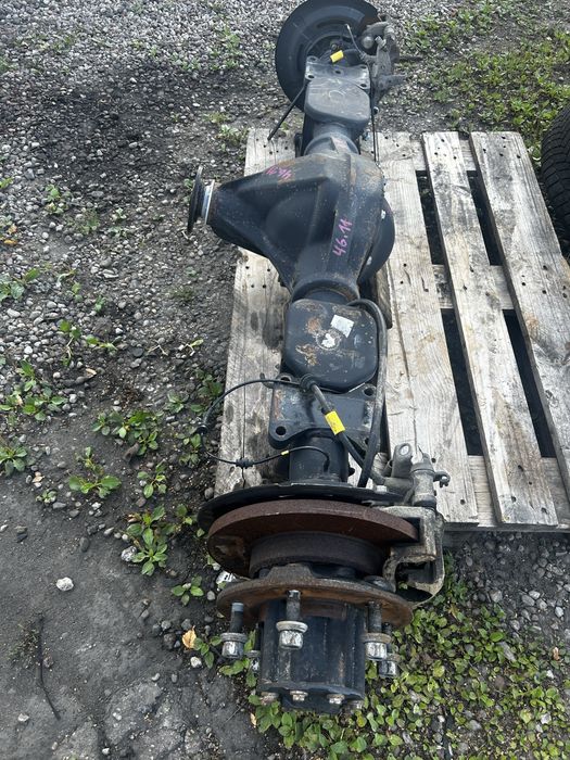 Most tylny uzywany Reno Master na blizniaczych kolach z 2019r