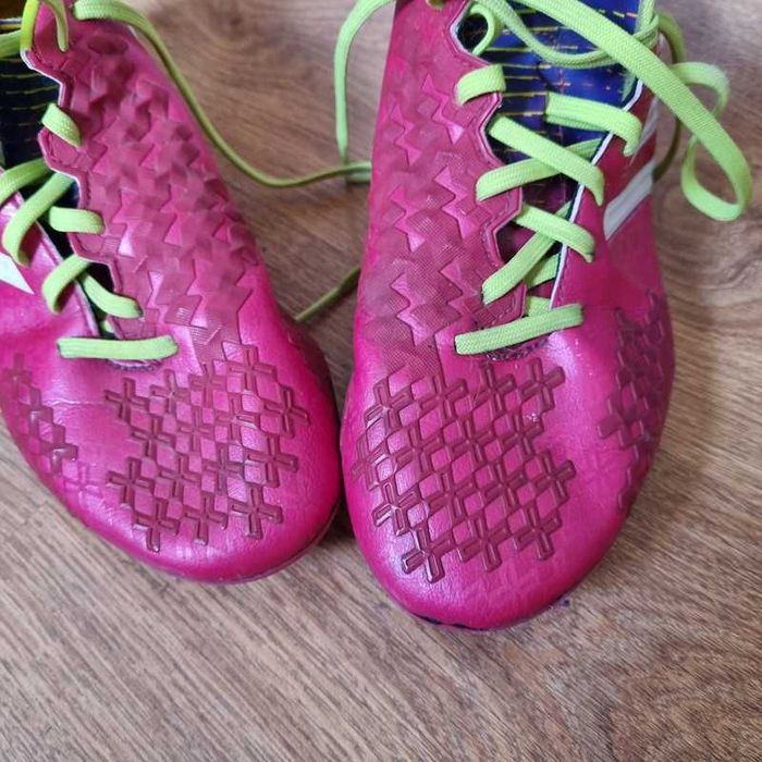buty piłkarskie, korki, adidas