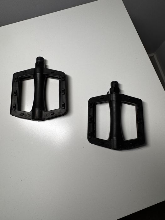 Pedais bicicleta universais