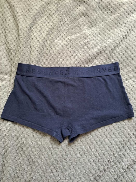 Bokserki męskie Reserved L mega krótkie i delikatne , haftowany napis