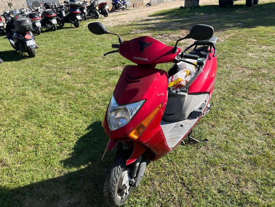 Honda Lead 100 na części czasza nadkole przód bendiks głowica silnik