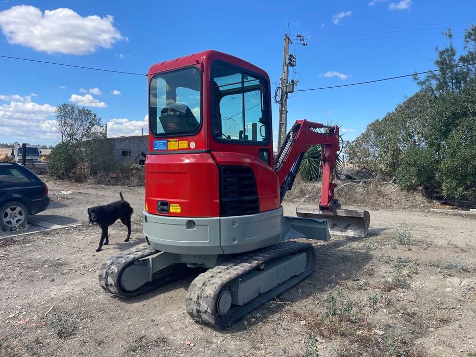 Bobcat E25 -2.5T, 2013  c/4000h - 3 baldes - Cert. conformidade.. CE