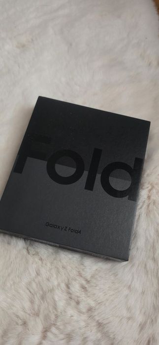 Samsung fold   4