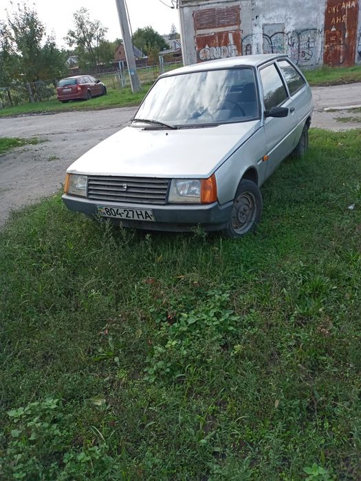Авто.таврия.1998