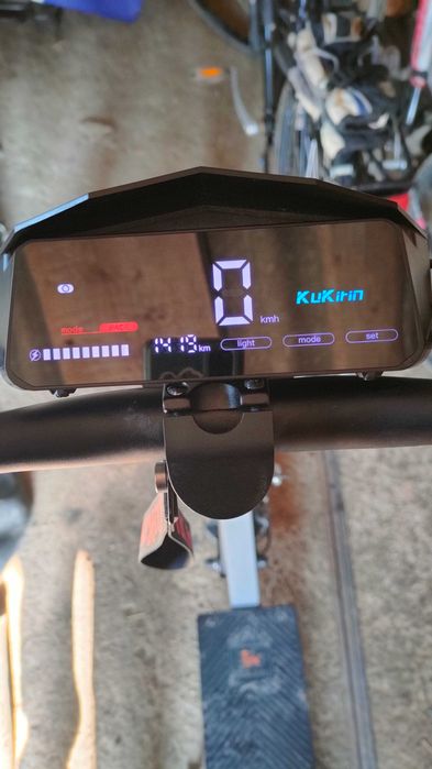 Електросамокат Kukirin G2