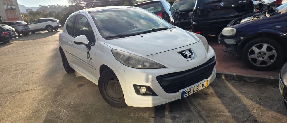 Peugeot 207 1.4Hdi de 2011 para peças