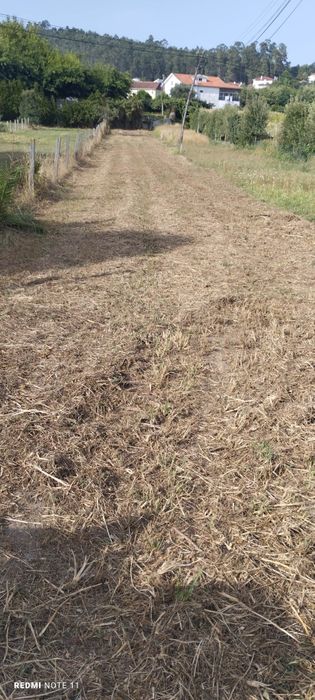 Vende-se terreno