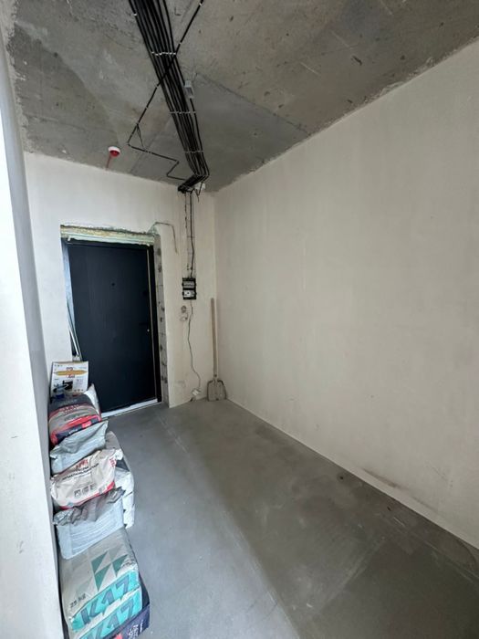 Крута двокімнатна квартира з частковим ремонтом. Ірпінь.