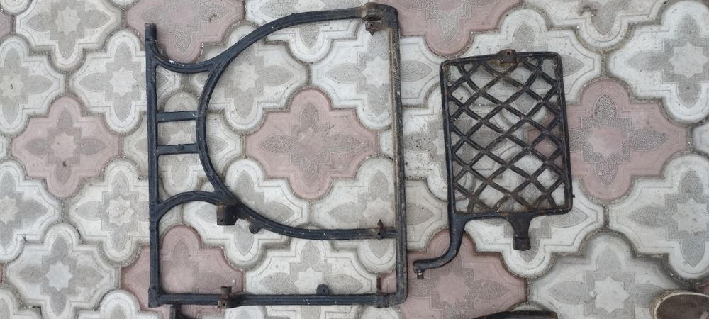 Станіна ніжки від швейної машинки для столика мангала