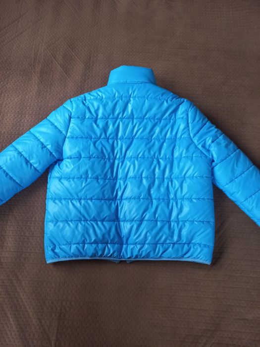 Куртка демісезонна жіноча.