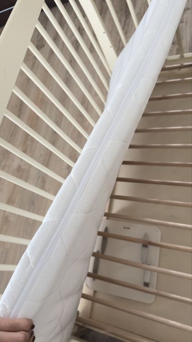 Дитяче ліжко колиска з маятником та матрац. Постіль дитяча