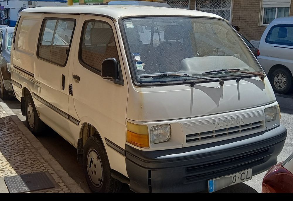 Toyota Hiace 1993 | 2.5D | Mecânica Impecável (Ler Até ao Fim)