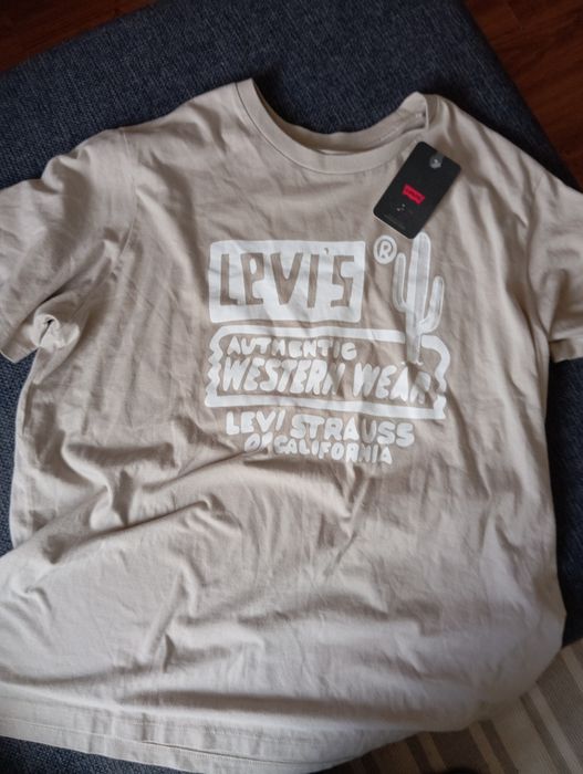 T-shirt męski Levi's /nowy/