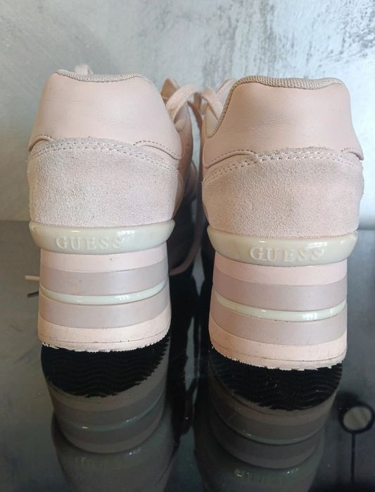 Buty damskie Guess 40