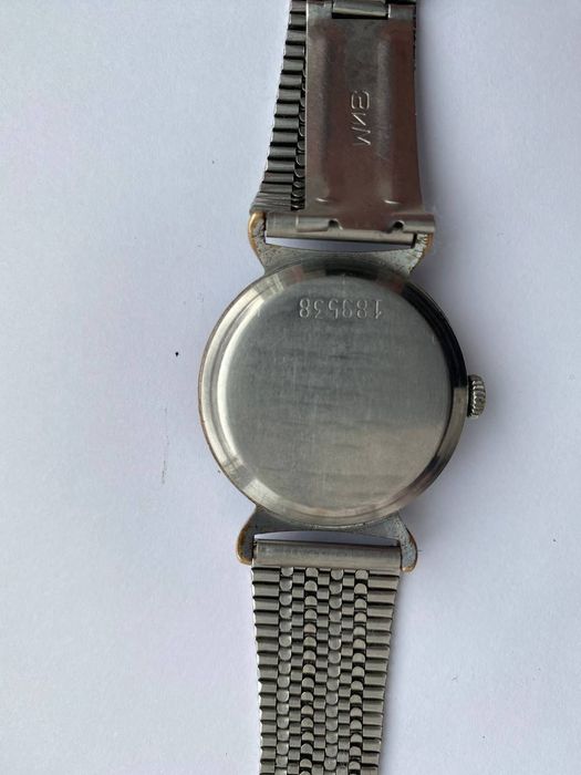 Часи "Победа" рабочі з рідним браслетом