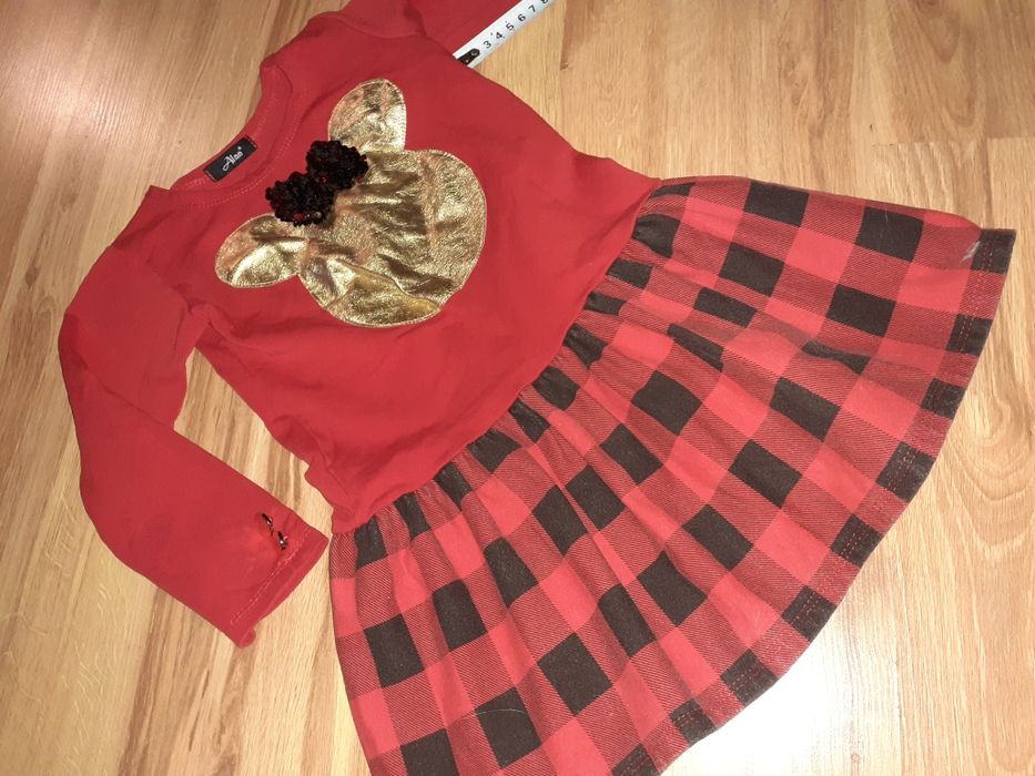 świateczna sukienka, myszka miki, czerwona sukieneczka