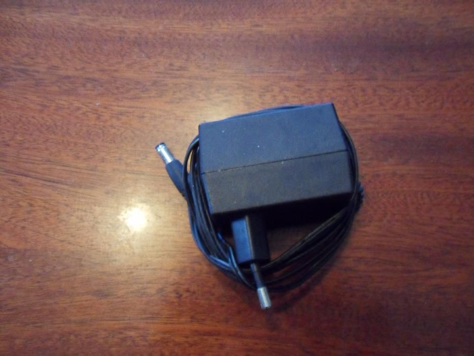 Кабель , подзарядки, новая подставка для плазмы.