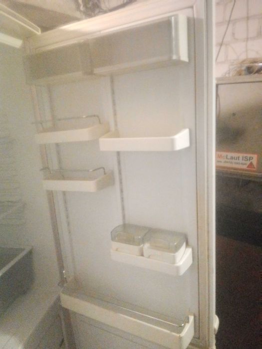 Продам Холодильник  АТЛАНТ