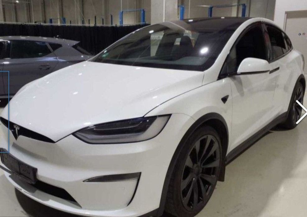 Tesla Model X Plaid AWD