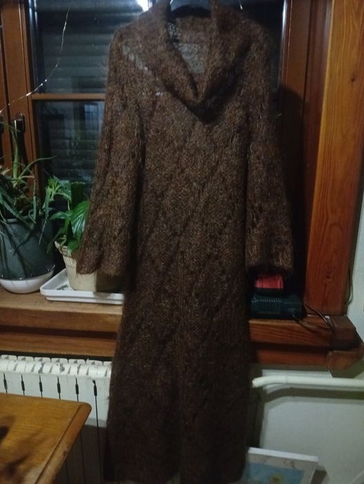 Autentyczna sukienka vintage z moheru ,lata 70 z zachodu