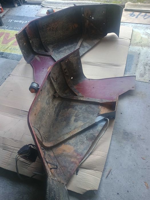 Części do C-330 kabina błotniki