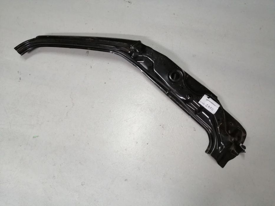 Pilar da cabine Toyota Dyna 150 ,250 e 280 NOVO