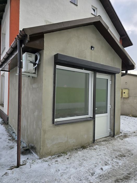 Domek  wolnostojący lokal  ul. Kozieniecka / Niepodległości ,Klimatyza