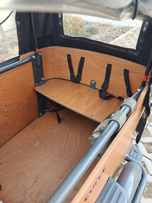 Babboe Curve E elektryczne cargo 4 dzieci – namiot, sakwa,