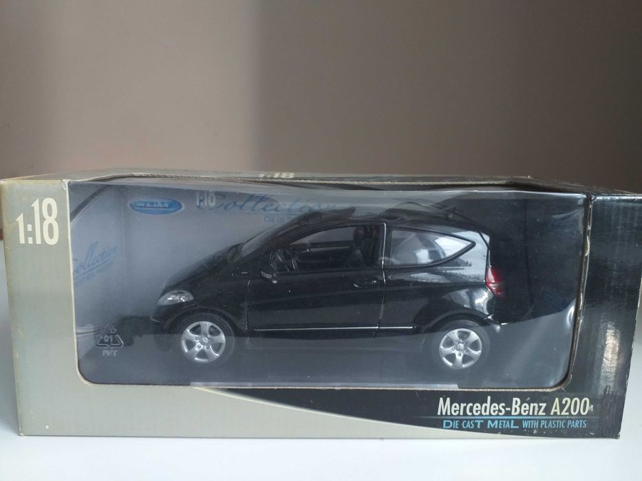 модель 1.18 MERCEDES BENZ - A-CLASS A200 2005 WELLY 1/18