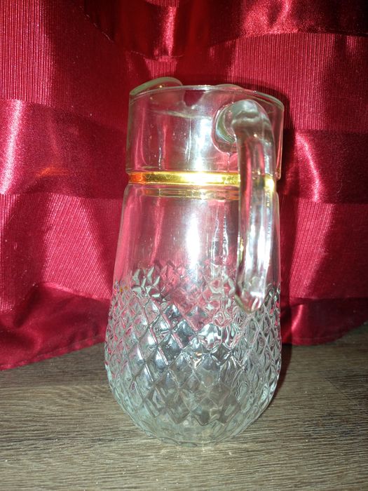 Продам    Графин