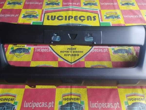 Para-choques Frente Toyota Hilux | 131019