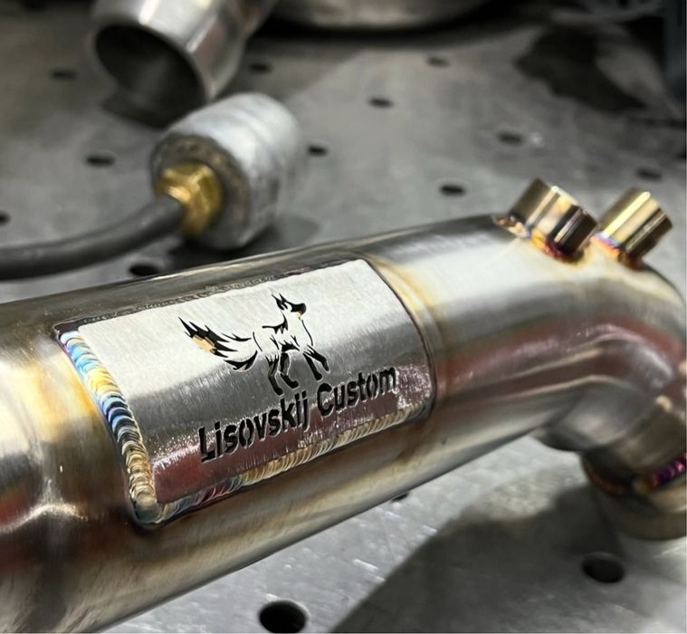 Продам Dodge Challenger 3,6л