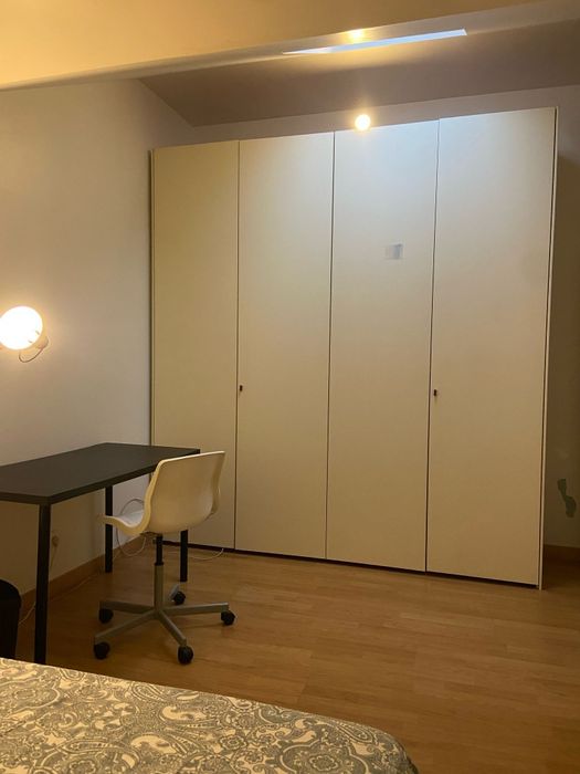 Quarto WC Privativo Urb Cavaleira Algueirão Mem Martins