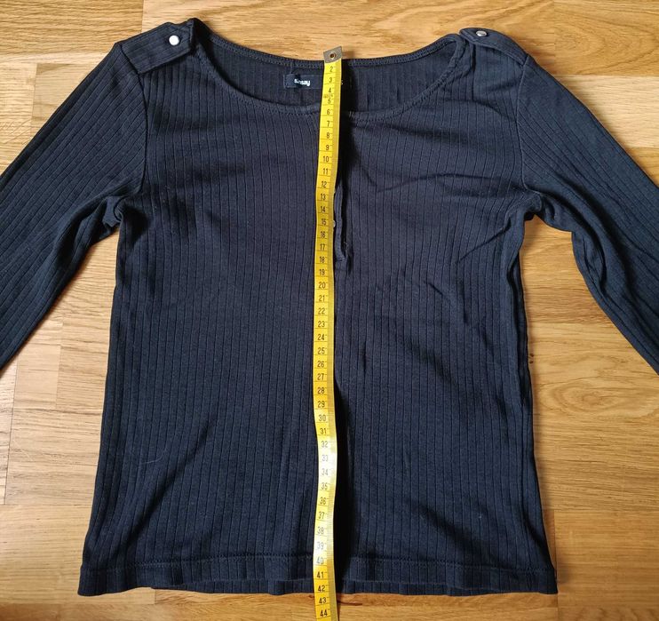 Czarna bluzka w prążek Sinsay XS 34 guziki henley basic