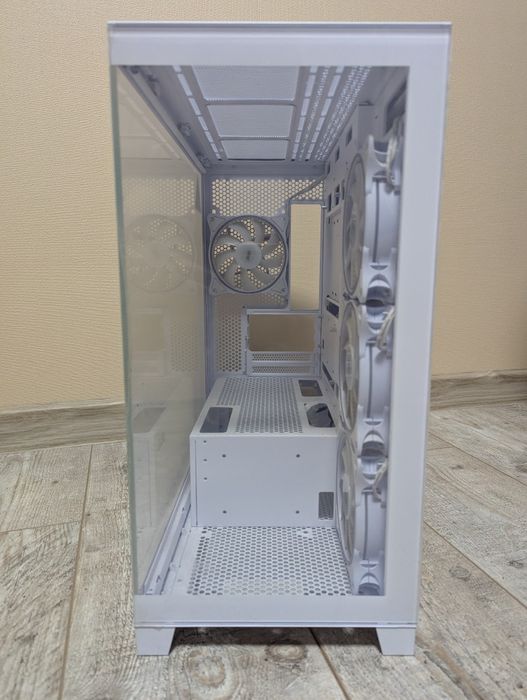 ПК Корпус 2E Gaming PC CASE FANTOM GK701W