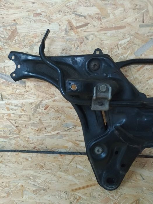 Charriot Eixo frente Peugeot Citroen C3 III ,DS3 ,Picasso , 207 , 208