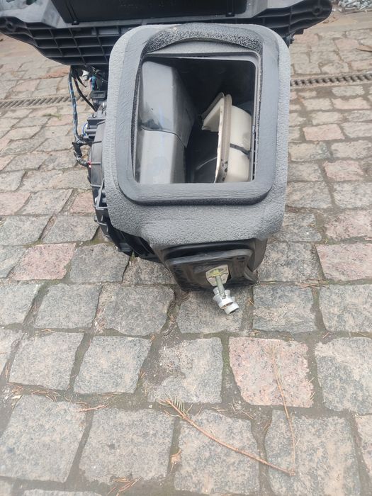 Піч в зборі. Jeep Cherokee 14/23рік 
Jeep Cherokee