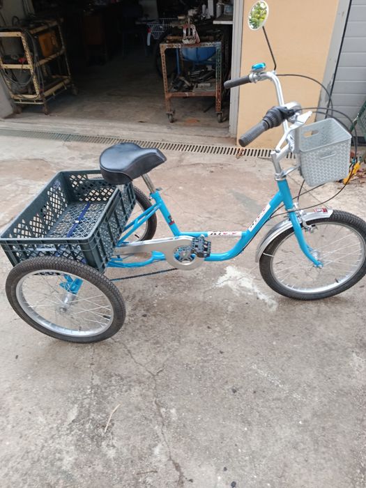 Bicicleta 3 rodas toda restaurada
