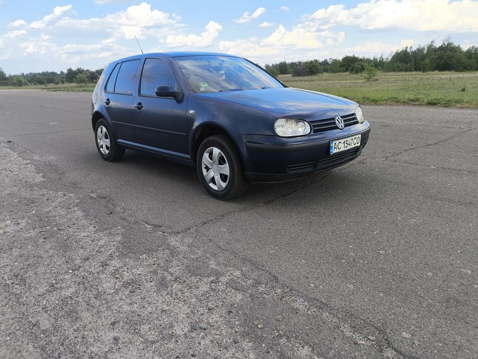 Гольф4 1.4 бензин 2003 рік