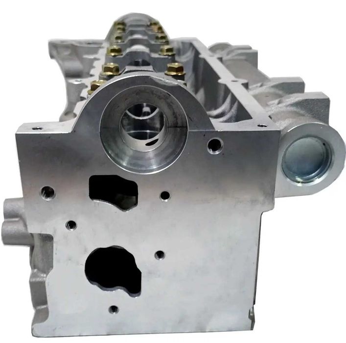 Головка блока Renault Nissan Dacia Suzuki 1.5 DCI 770147318  908521