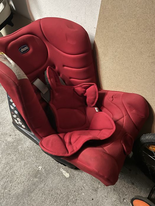 Cadeira criança para carro e outra para bicicleta