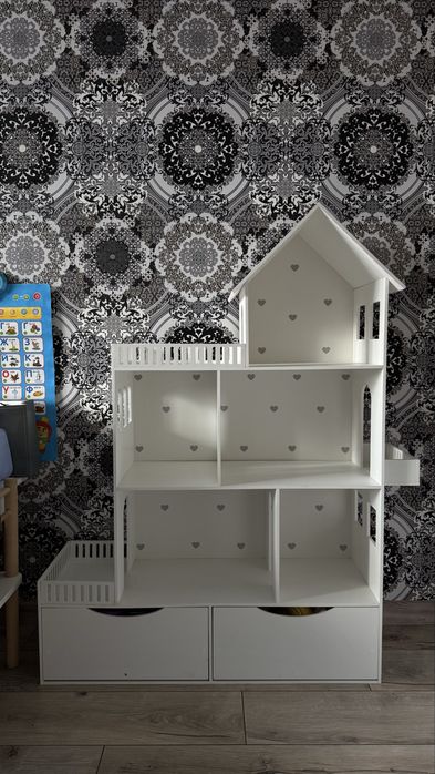 Дитячий іграшковий будинок