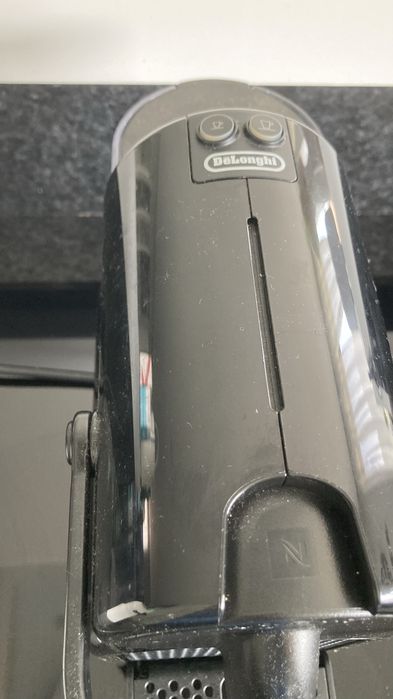 Maquina Nespresso Delonghi Avariada