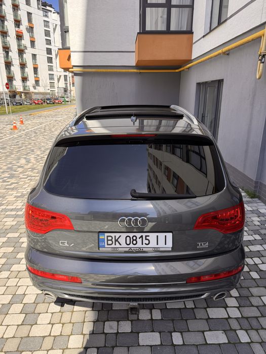 Продам Audi Q7 в гарному стані