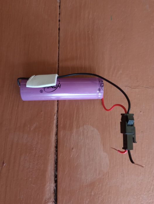 Акб, акумулятор 18650 ,зарядне до ноутбука, телефону