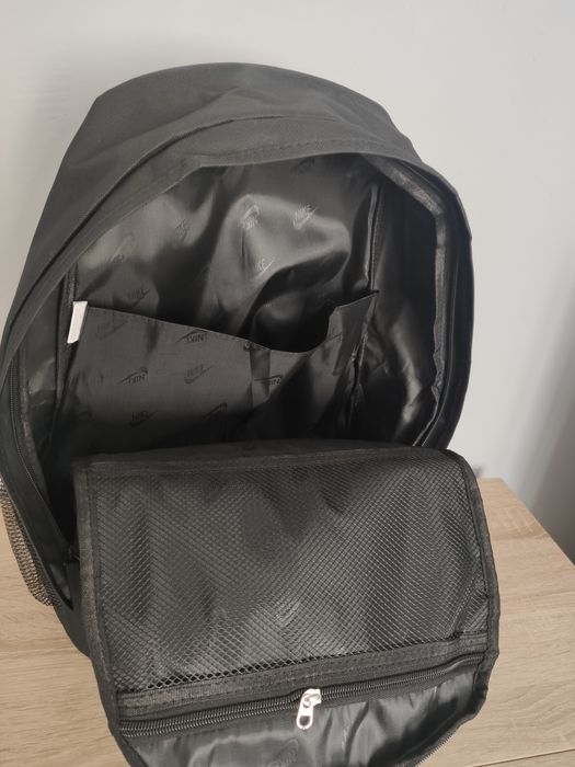Спортивний рюкзак Nike