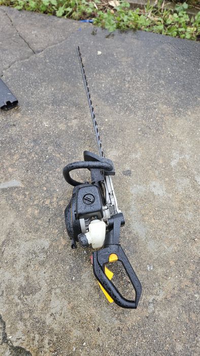 Corta sebes profissional a gasolina