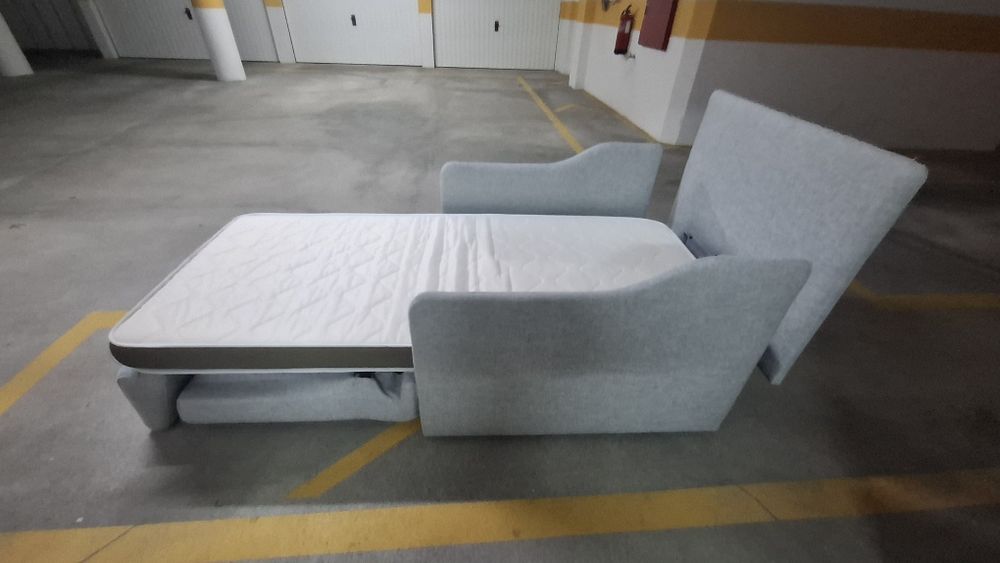 Sofá poltrona com sofá-cama