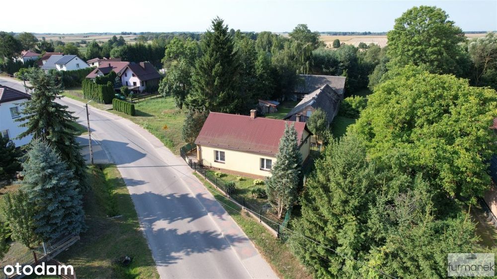 Rodzinny dom parterowy z buydnkami gospodarczymi!
